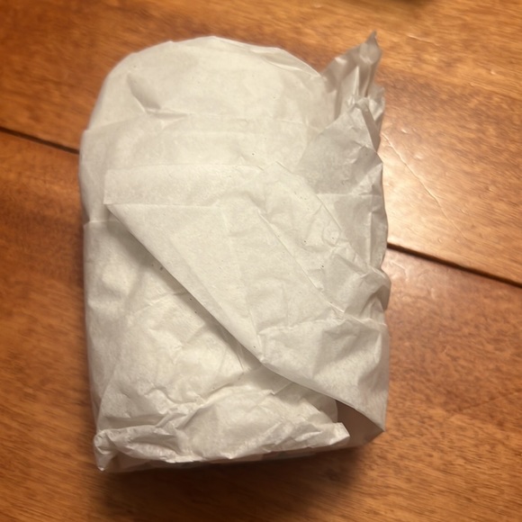 NIB Hallmark “Star-Spangled Bear” Keepsake Cupcake ornament. - Picture 5 of 10